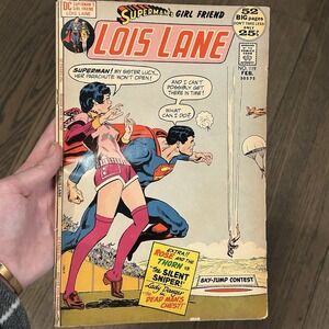 Superman's Girlfriend Lois Lane 52 119 short shorts and intense Rose/Thorn story